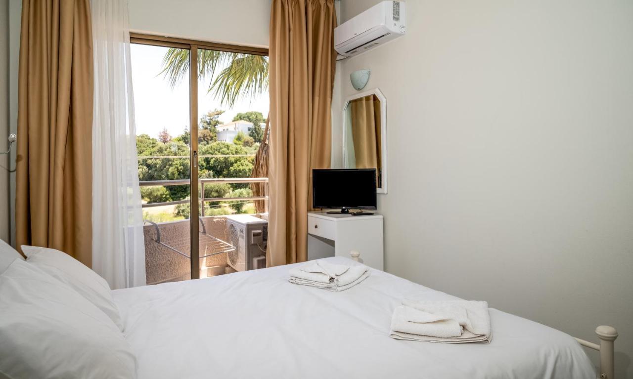 Ivory Hotel Theologos  Luaran gambar