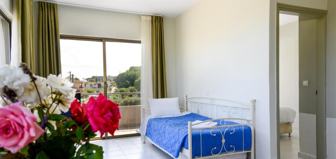 Ivory Hotel Theologos  Luaran gambar