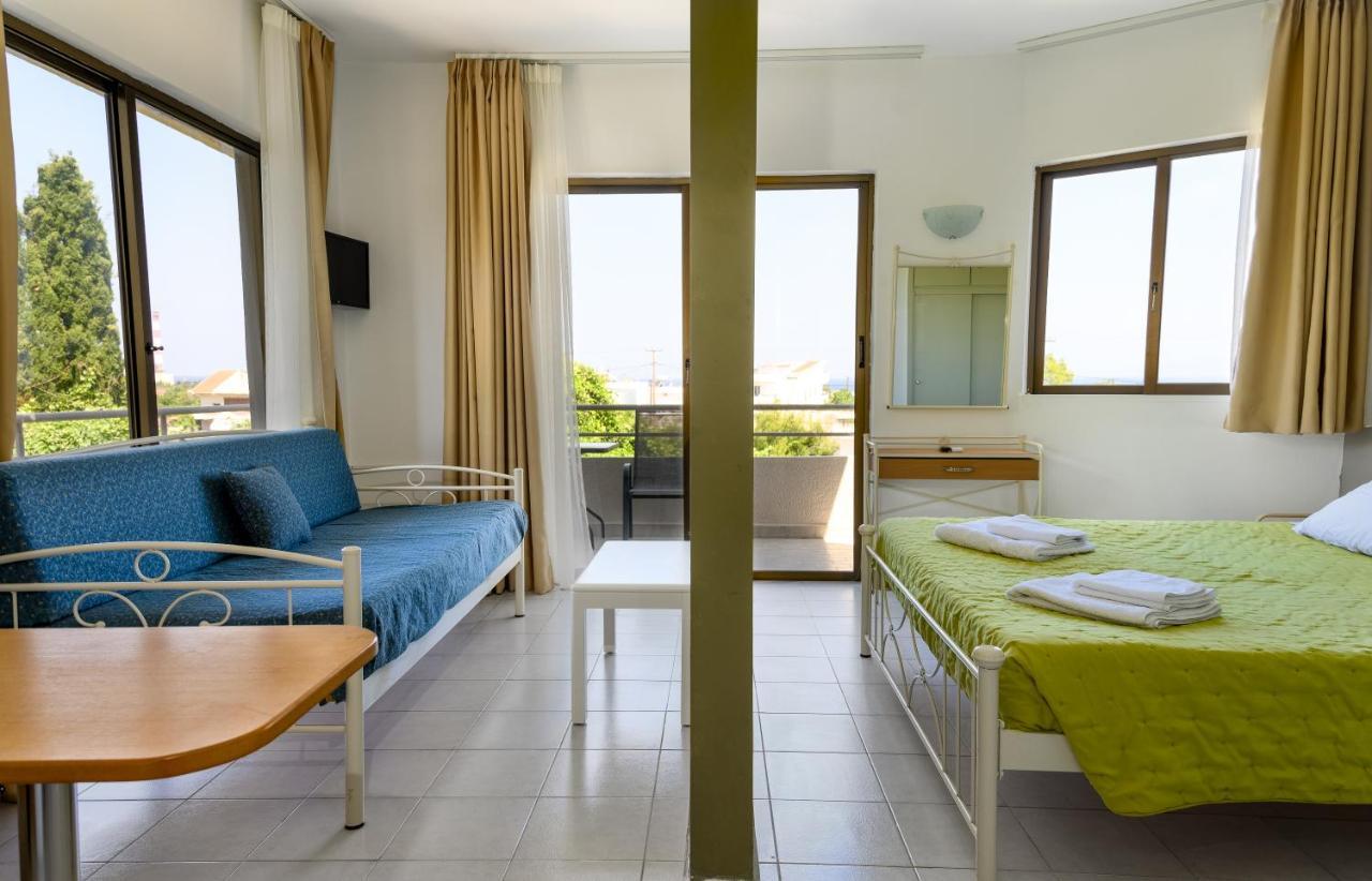 Ivory Hotel Theologos  Luaran gambar