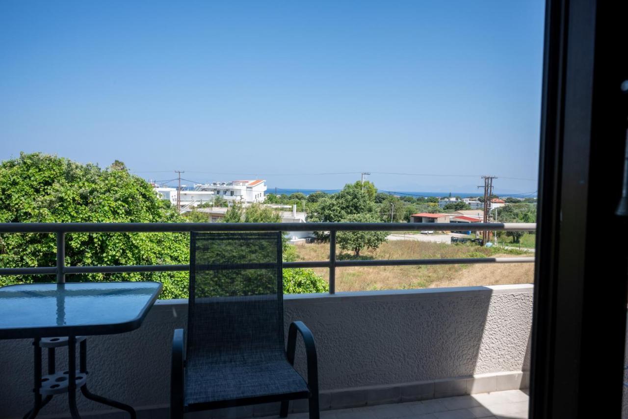 Ivory Hotel Theologos  Luaran gambar