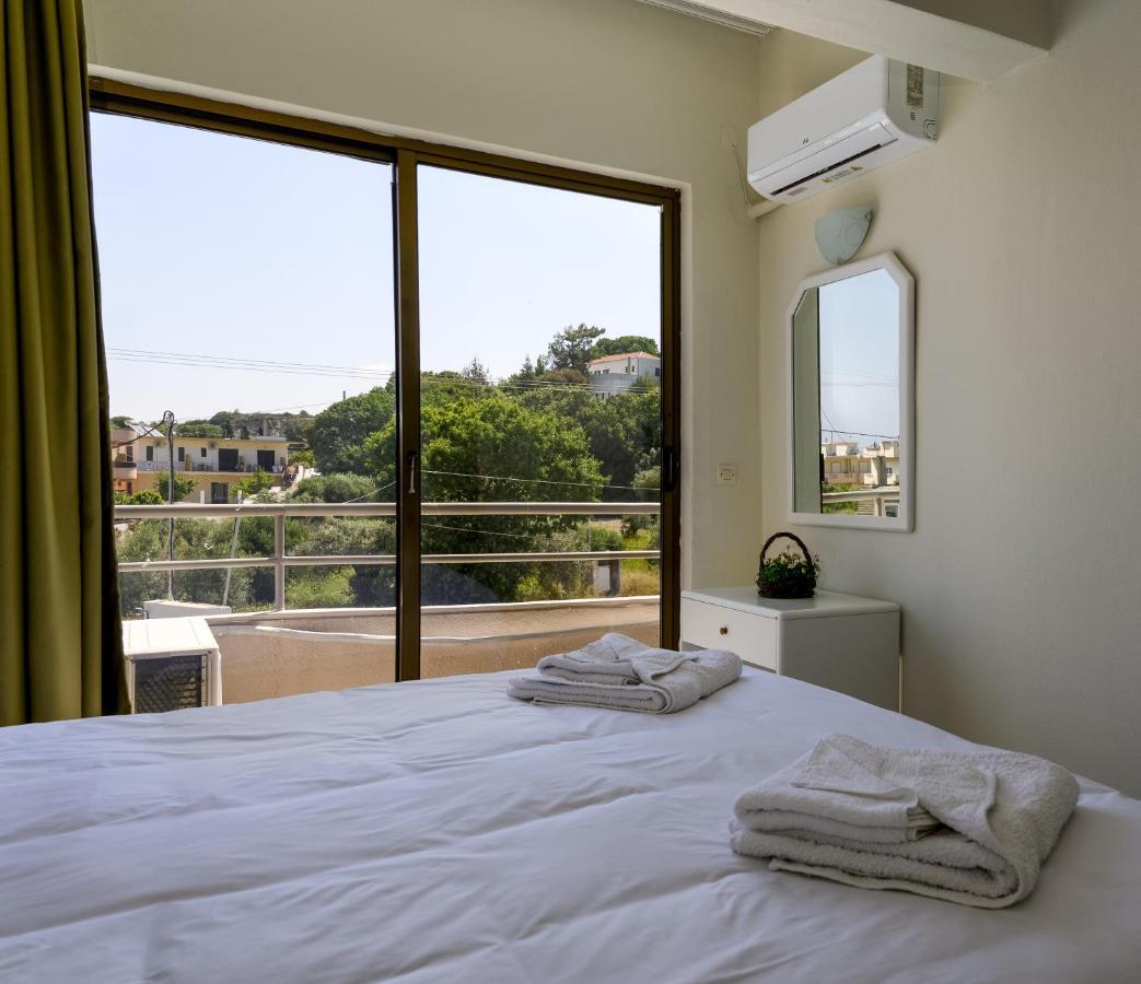 Ivory Hotel Theologos  Luaran gambar