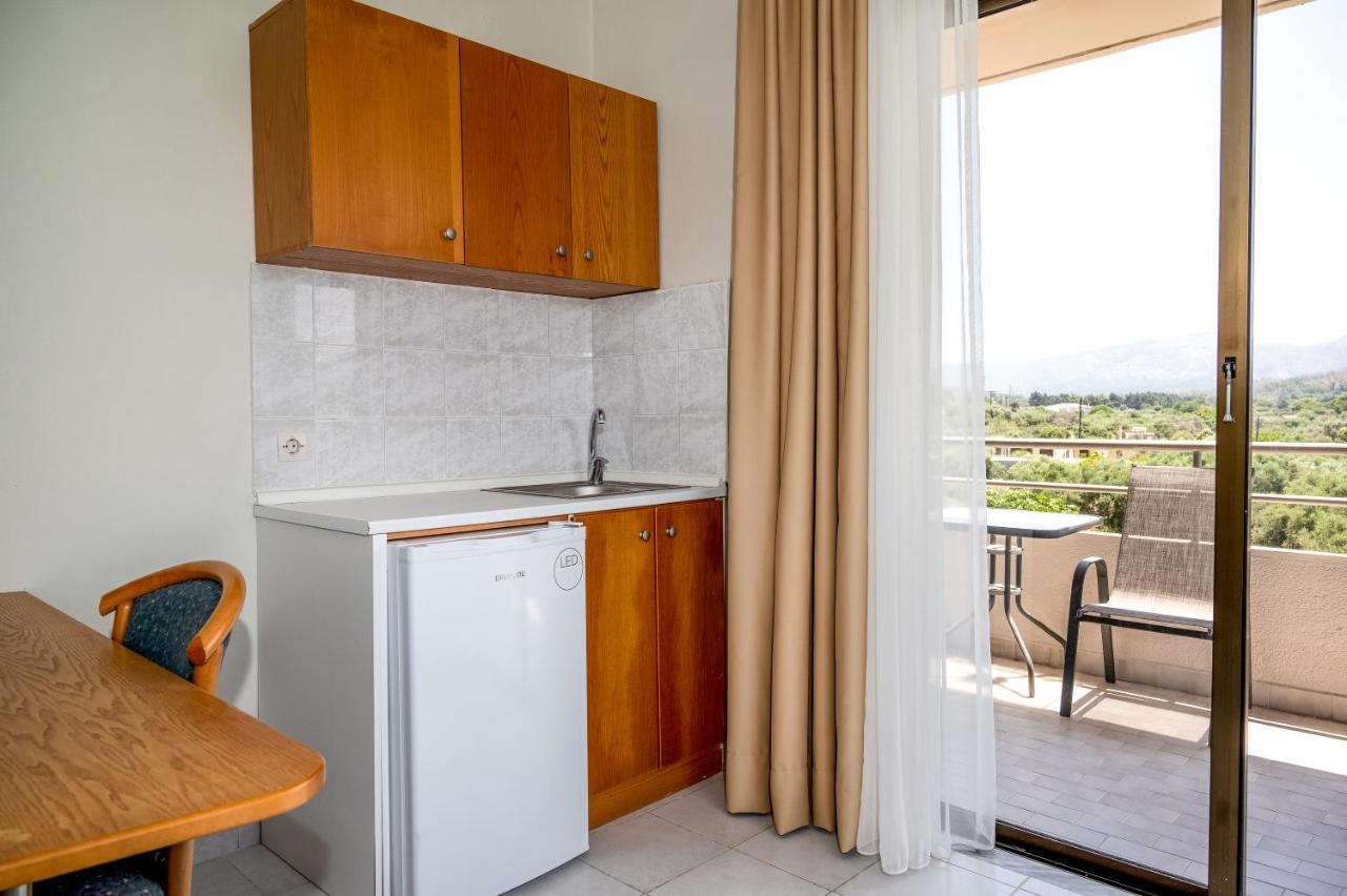 Ivory Hotel Theologos  Luaran gambar